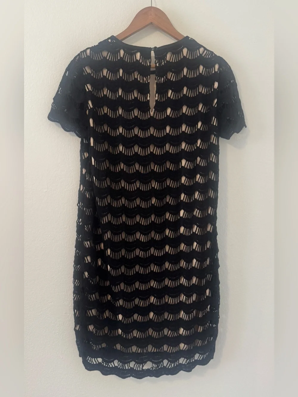 Kate Spade Virginia Black Scalloped Lace Shift Dress LBD Cocktail Crochet 10